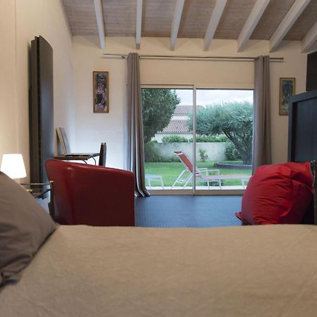 La Casa Nert Hotel Millas Ngoại thất bức ảnh