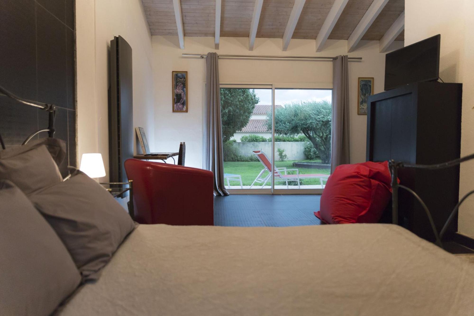 La Casa Nert Hotel Millas Ngoại thất bức ảnh